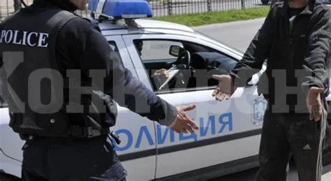 Задържаха дивак, репчил се на полицай във Враца 