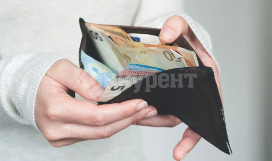 Българи измамили македонка в Скопие с 8000 евро