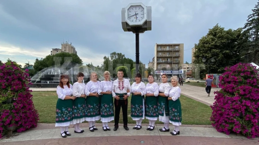 Веселие в Златорожието