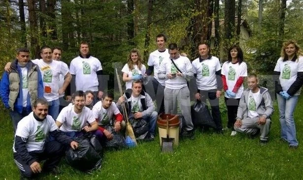 На 6 места в Монтана раздават чували и ръкавици за „Да изчистим България заедно\