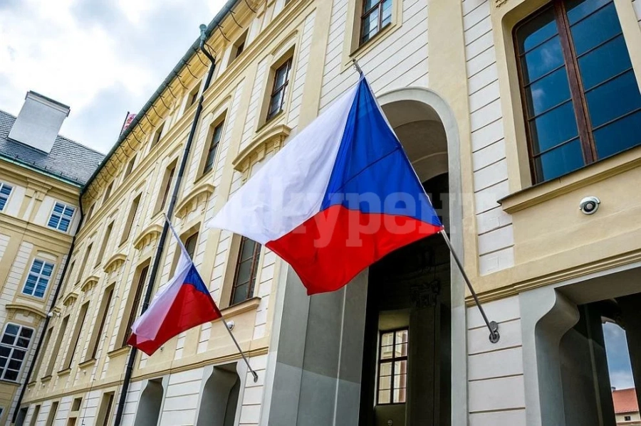 Уволниха чешки дипломат заради шпионаж в полза на Русия