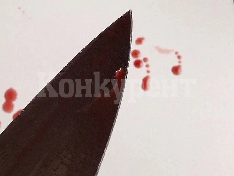 Пловдивчанин опита да се самоубие, намушка се с нож в гърлото