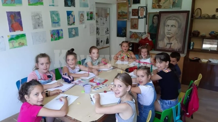 Открват изложба на лятната школа по рисуване в Берковица