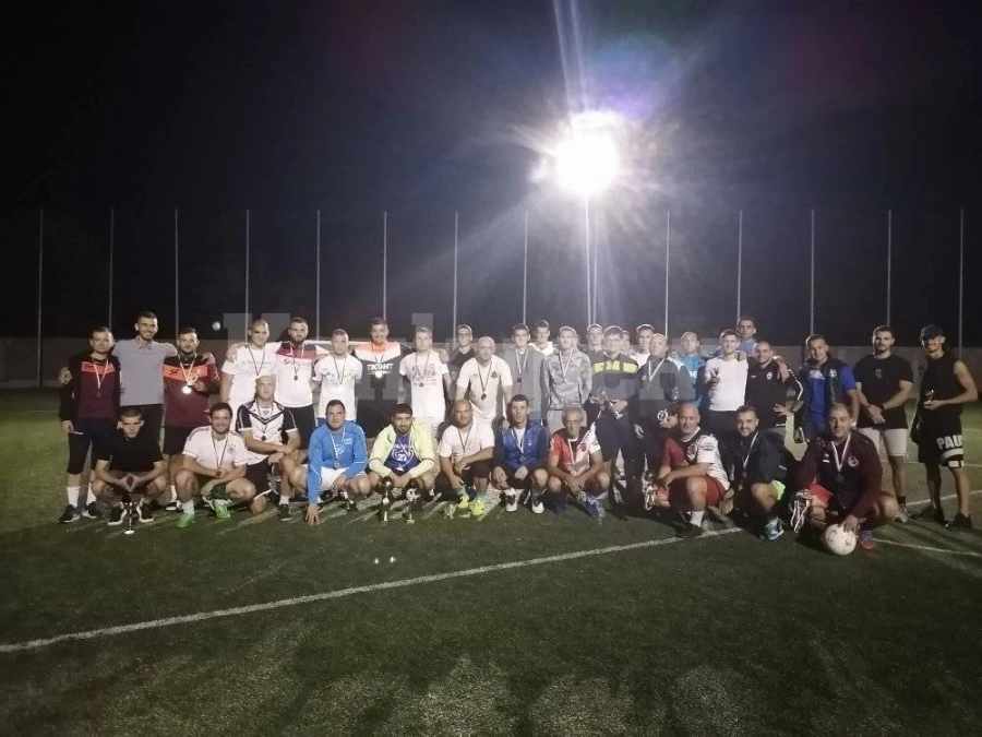 Наградиха отборните и индивидуални призьори в Da Luigi Championship