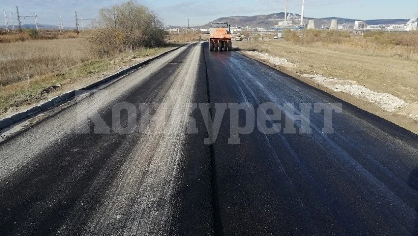 15 фирми искат пътя Септемврийци – Мокреш