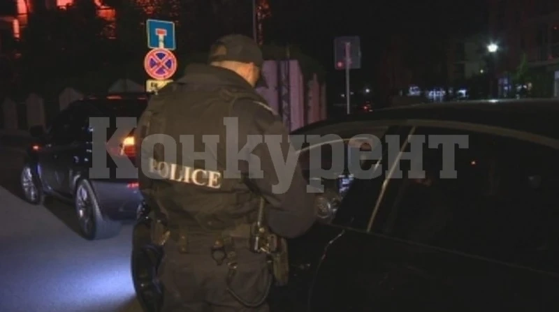 Спипаха пиян и без книжка зад волана на „Фолксваген“