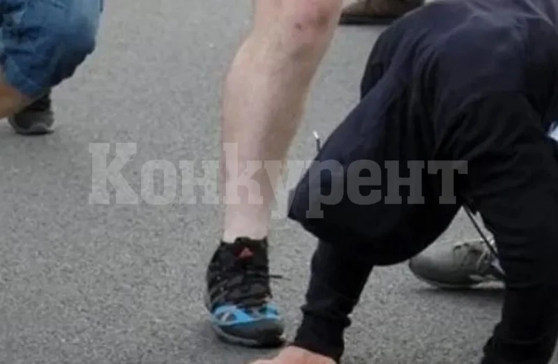 Млади мъже се биха за паркомясто