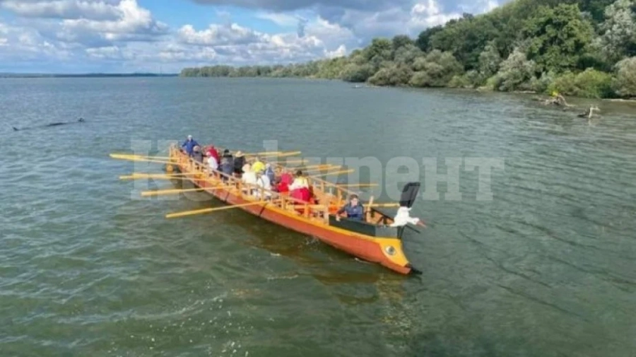 В Ново село посрещат реконструиран римски кораб