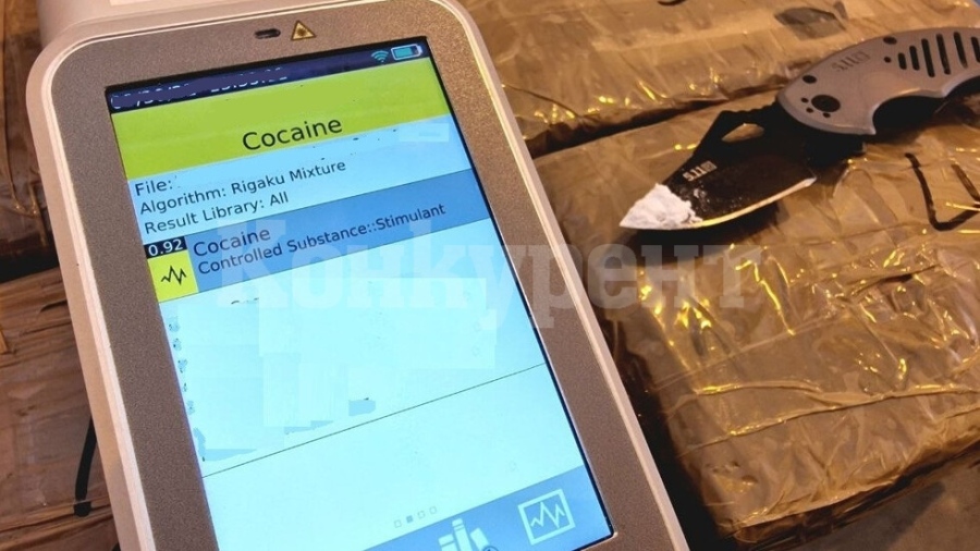 Откриха 5,5 кг кокаин, укрит в камион на „Калотина“