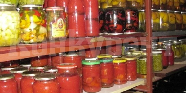 Апаш от Кюстендил тарашил къща в Монтанско, задигнал 40 буркана със зимнина