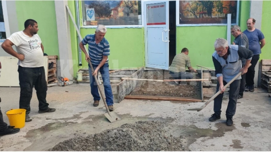 Изградиха рампа за инвалиди в Ружинци