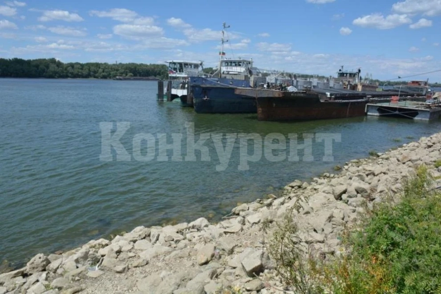 Баржа в Лом ще оказва съдействие на бедстващи по Дунава кораби