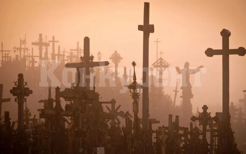 Загадъчният Хълм на кръстовете крие страховита история