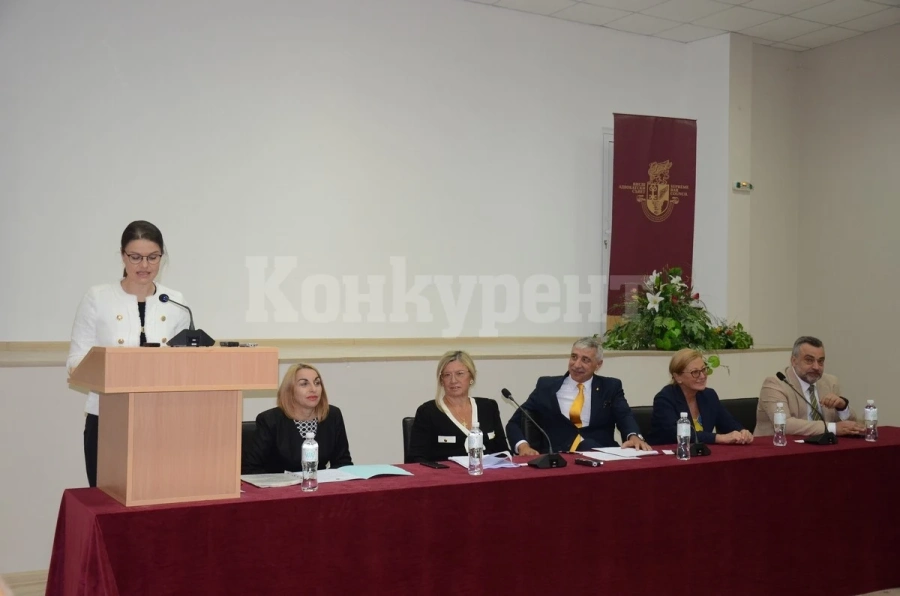 Община Видин е удостоена с Почетен плакет на Висшия адвокатски съвет