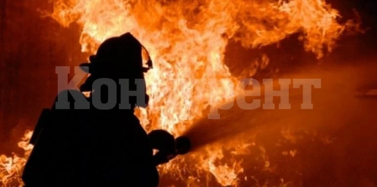 Огнеборци гасиха няколко пожара във Видинско