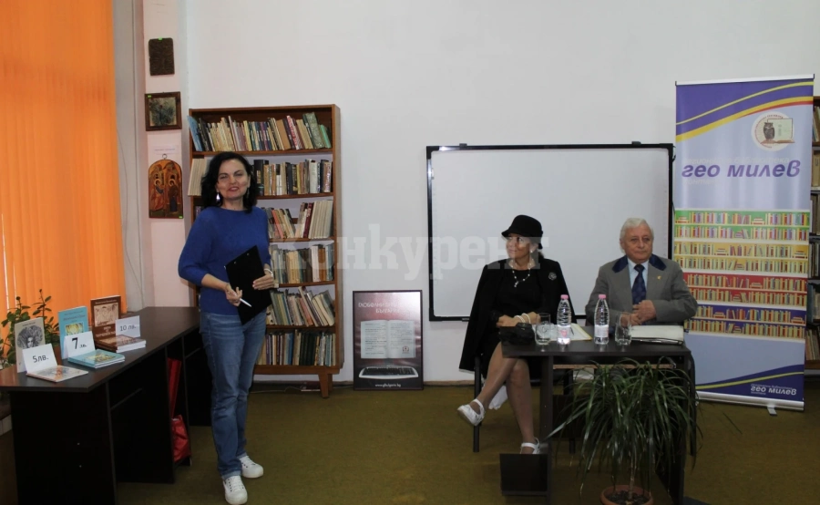  Валентина Михайлова завладя сърцата на почитателите на лиричното слово в Монтана
