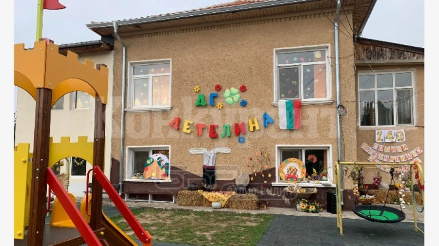 Обновяват материалната база в детската градина в Брегово