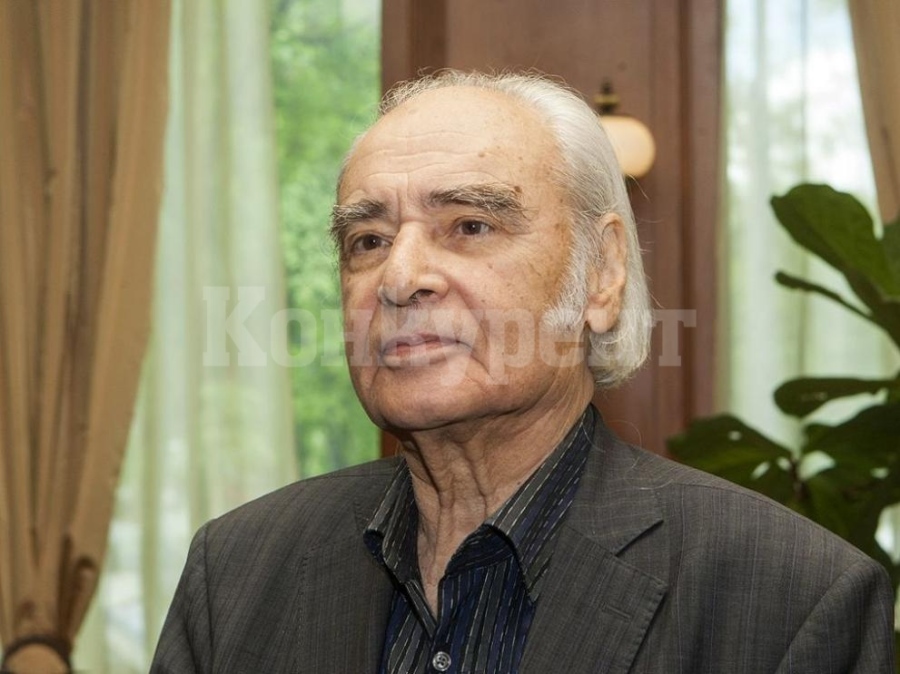 Почина големият писател Антон Дончев
