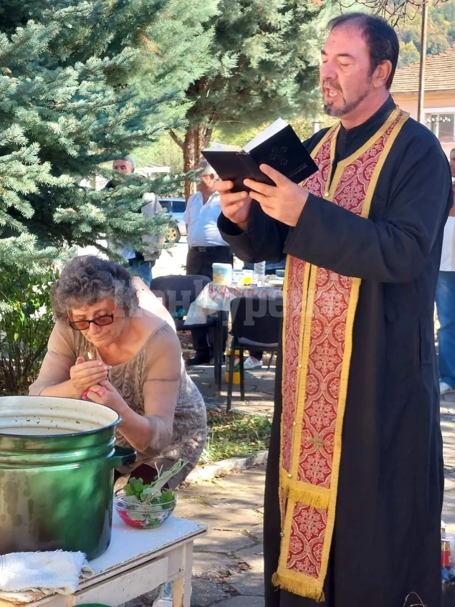 Tържествен водосвет за празника на Св. Иван Рилски в Гаганица