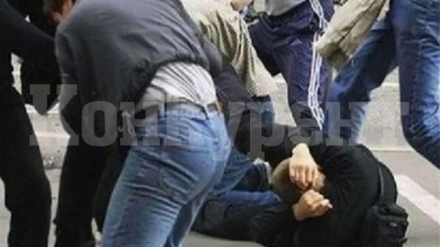 Търсят биячи, пребили варненец пред дискотека в Лом