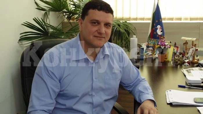 Кметът на Оряхово с поздрав за Деня на будителите