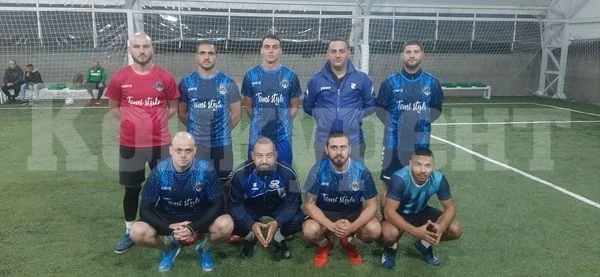 Светли Бонев и компания сломиха пълен с майстори тим