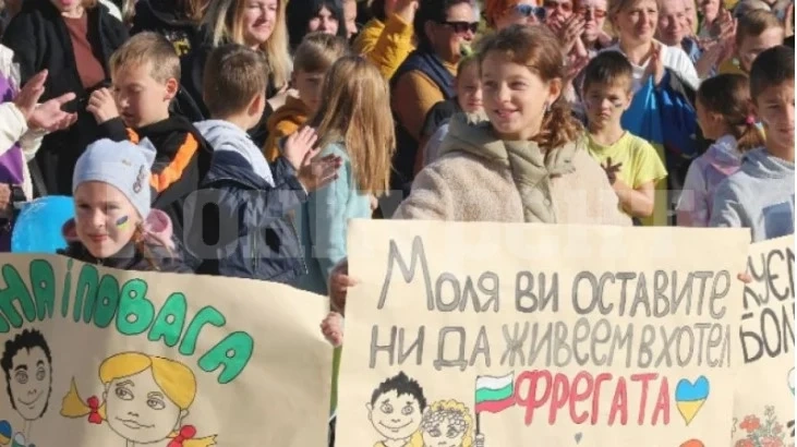 Хотелиерите по морето спряха храната на украинските бежанци, а те...