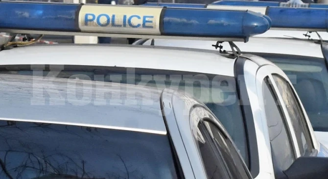 Полицията разследва странен взлом в Бяла Слатина