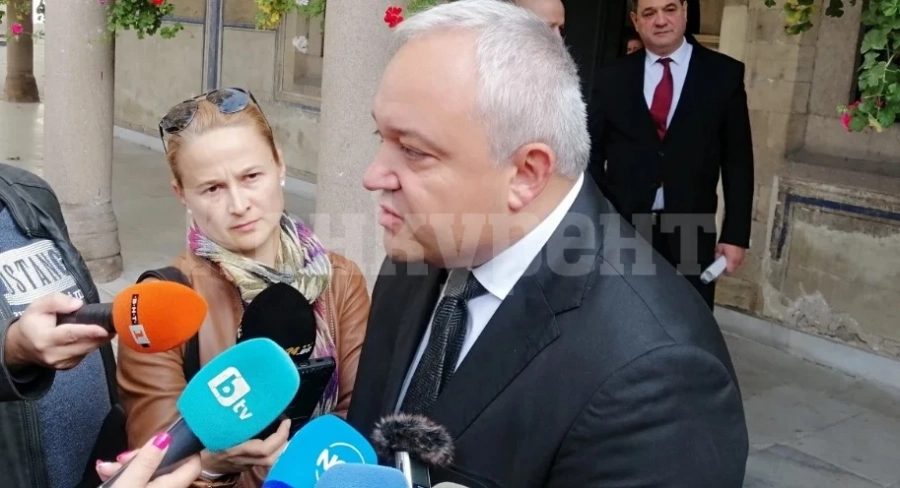 Вкарват супермодерни полицейски коли с 360 градусови камери