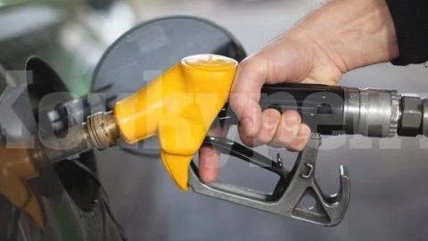 Експерт прогнозира голям спад в цената на дизела