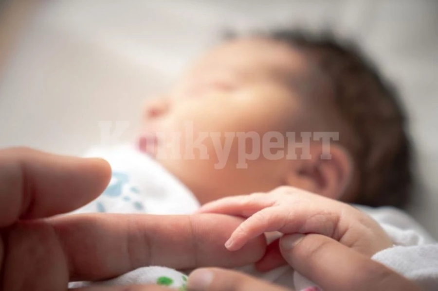 Медицинско чудо: Близнаци се родиха от ембриони, замразени преди 30 г.