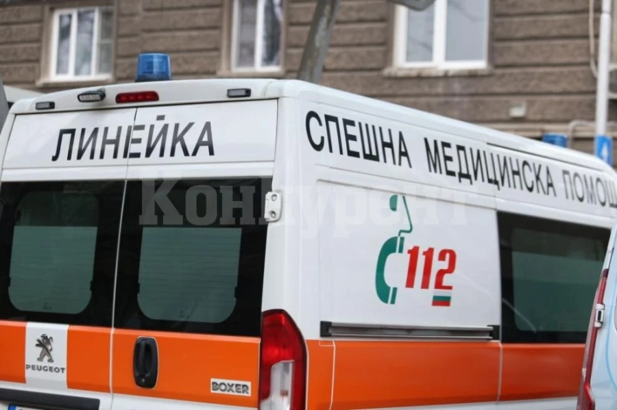 След вик за помощ: Мъж намери съседа си в безпомощно състояние в Хасковско