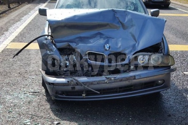 Мъж остана без зъби след тежка катастрофа в Монтана между „БМВ“ и „Ауди ...