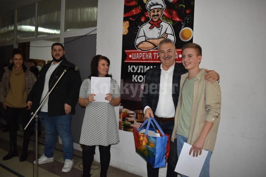 14-годишен готвач победи в кулинарния конкурс „Шарена трапеза\