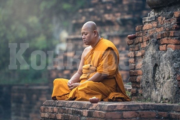 Будистки храм остана без монаси – всички се озовали в клиника за наркомани