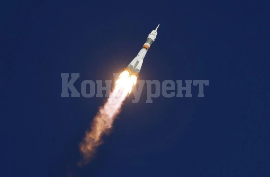 Капсулата „Орион“ напусна лунната орбита за последния етап от пътуването си