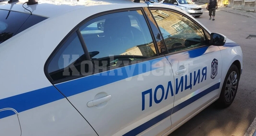 Униформените със спецакции в Бяла Слатина и Козлодуй