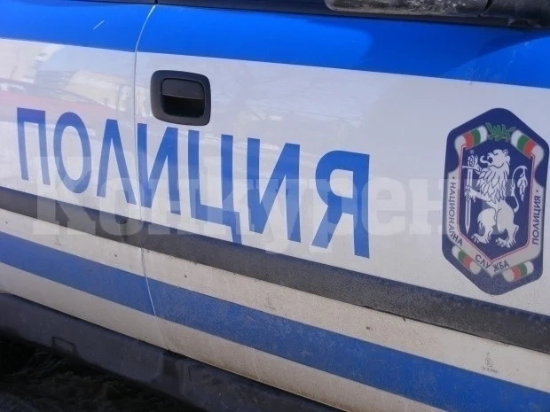 Екшън в Хасковско: Крадец изскочи от храстите, преби и ограби съседа си