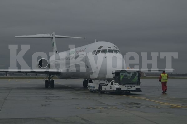 36 ранени след силна турбуленция по време на полет до Хавай