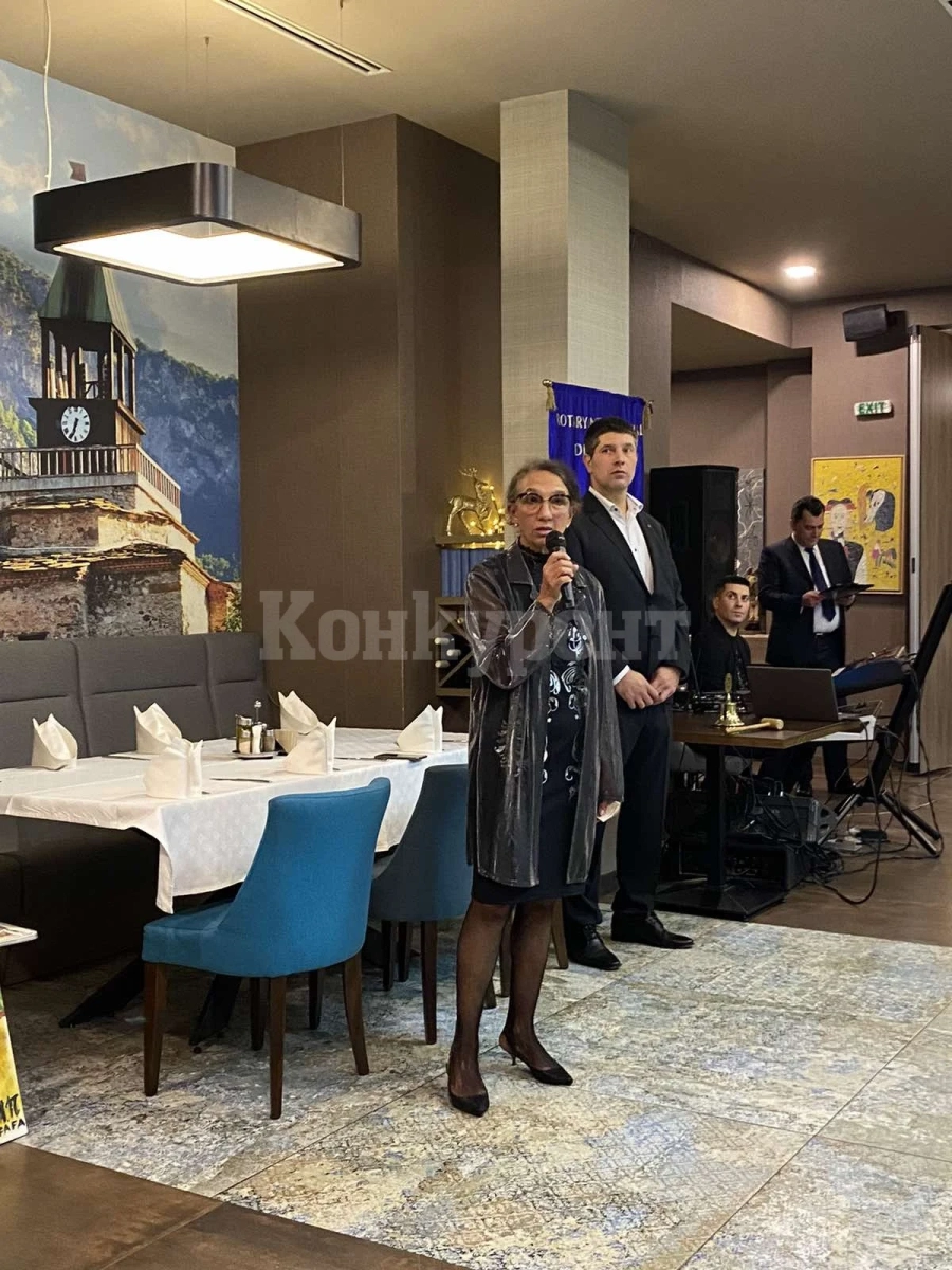 Ротари клуб Враца отбеляза своя благотворителен коледен бал 