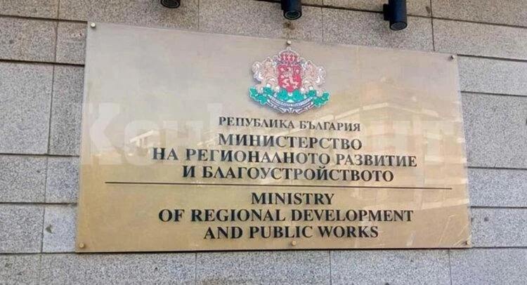 МРРБ осигурява над 100 млн. лв. за „зелени“ автобуси в 40 български общини, сред които са Враца, Лом и Монтана
