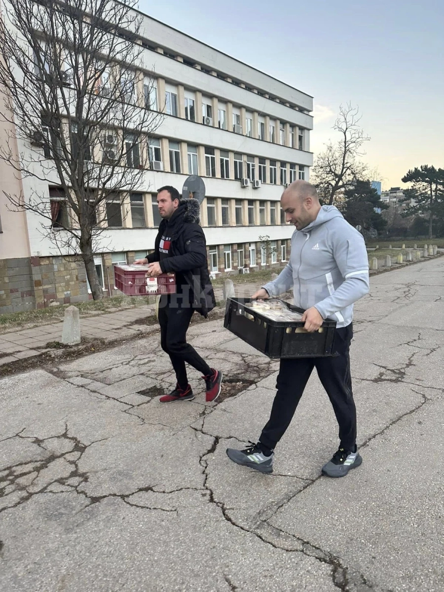 Доброто съществува! Мартин Харизанов направи ново дарение на медици от Враца СНИМКИ