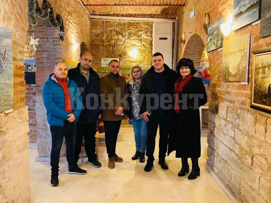 Кметът Добрев с пореден знак към културата