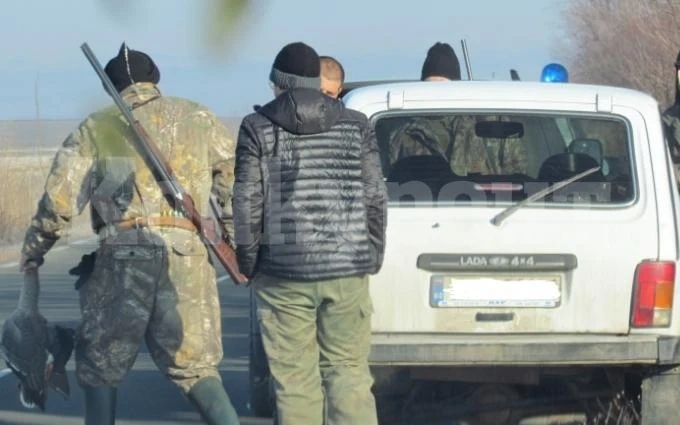 Див скандал между горски и ловджии заради убита сърна, полицията разследва...