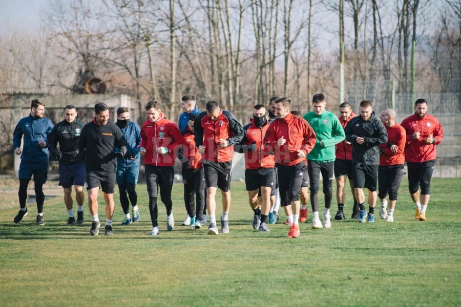 Локо /Мз/ стартира подготовка с двама нови и 2-ма на проби