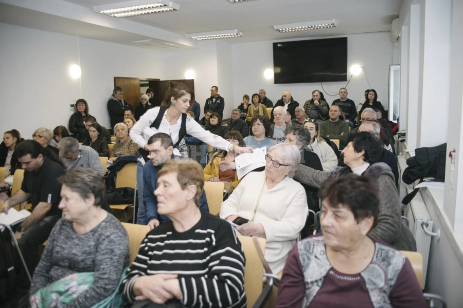Огромен интерес към санирането в Мездра