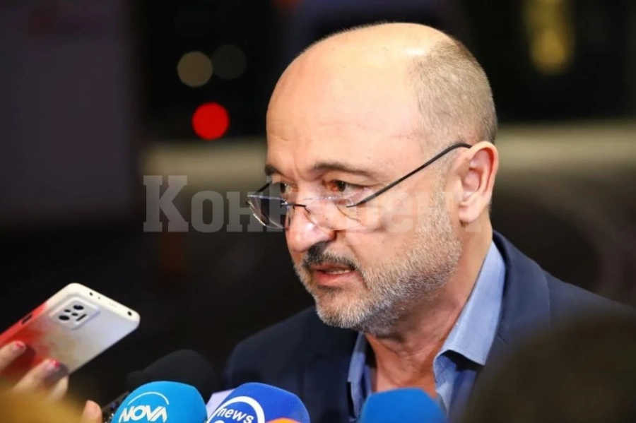 Меджидиев отправи критика към Асена Сербезова за недостига на лекарства