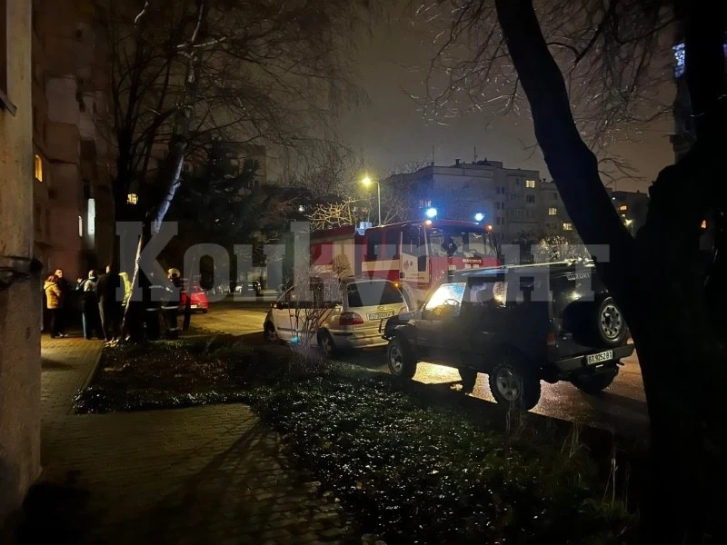 Дядо запали дома си в опит да се самоубие