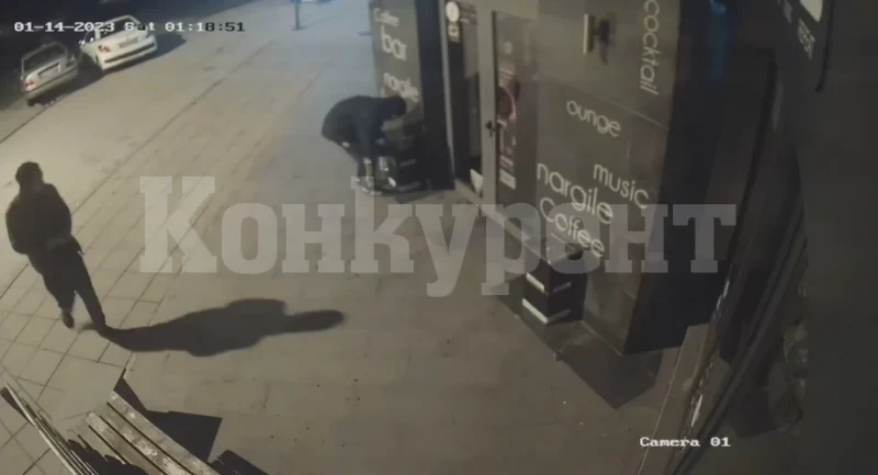 Младежи станаха за смях в мрежата, задигнаха кошче за боклук