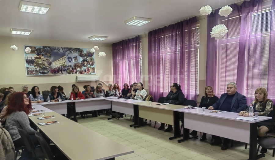 Проведоха работна среща с директорите на иновативните училища в област Враца